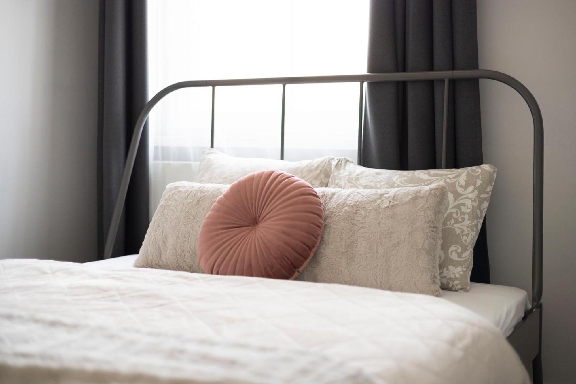 Stylish & Spacious Central Suite By Prestige Homes 布达佩斯 外观 照片
