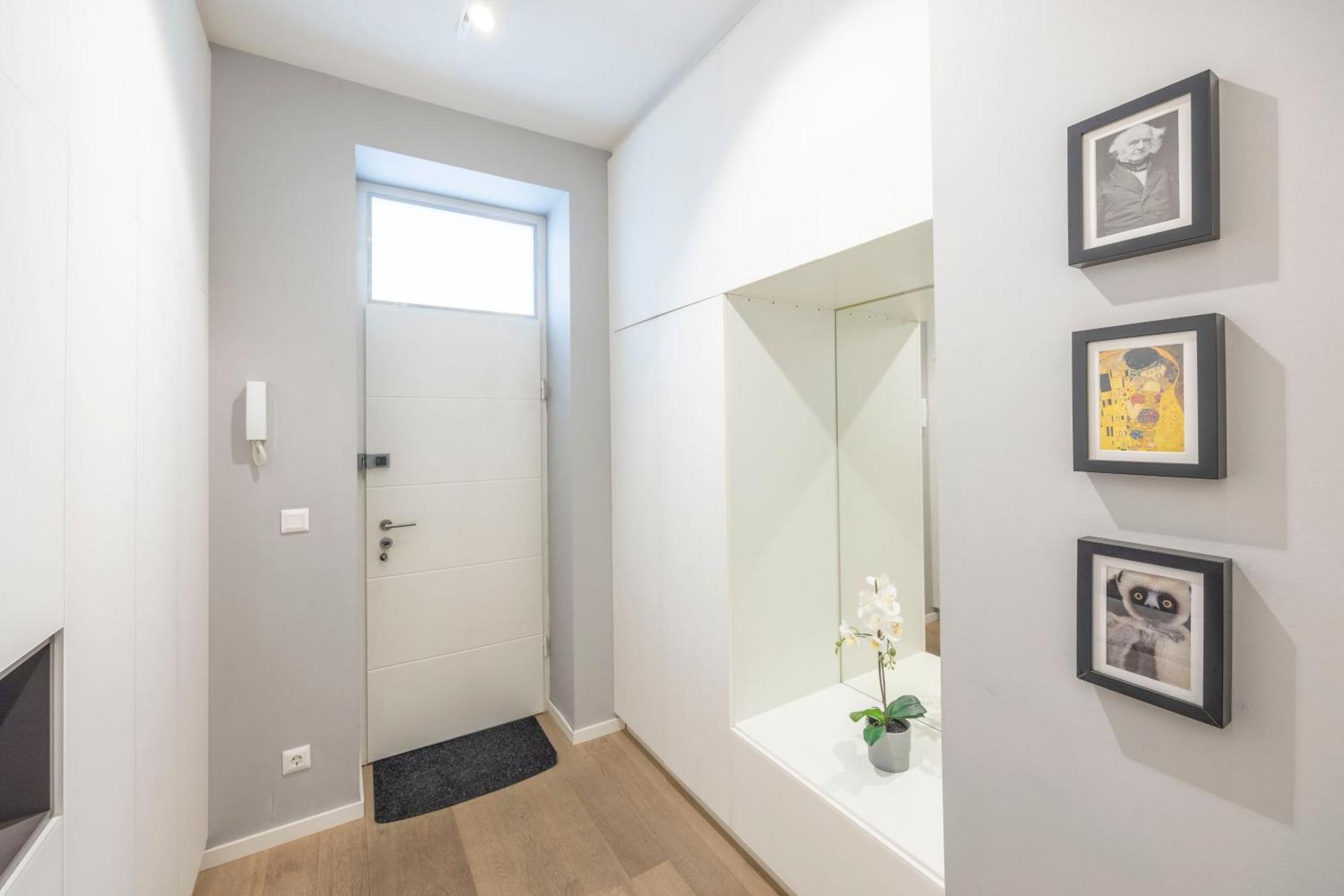 Stylish & Spacious Central Suite By Prestige Homes 布达佩斯 外观 照片